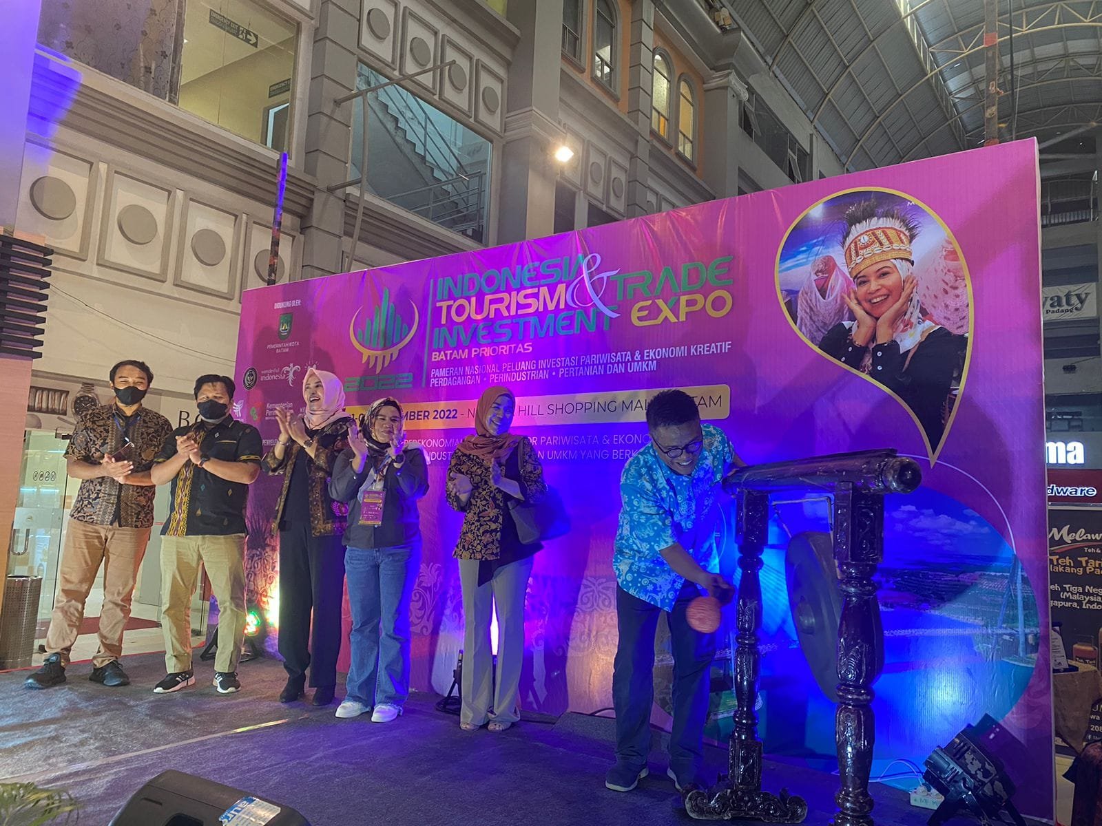 https://mediacenter.batam.go.id/wp-content/uploads/sites/60/2022/12/317578343_2569499033190047_2954944938569216734_n.jpg